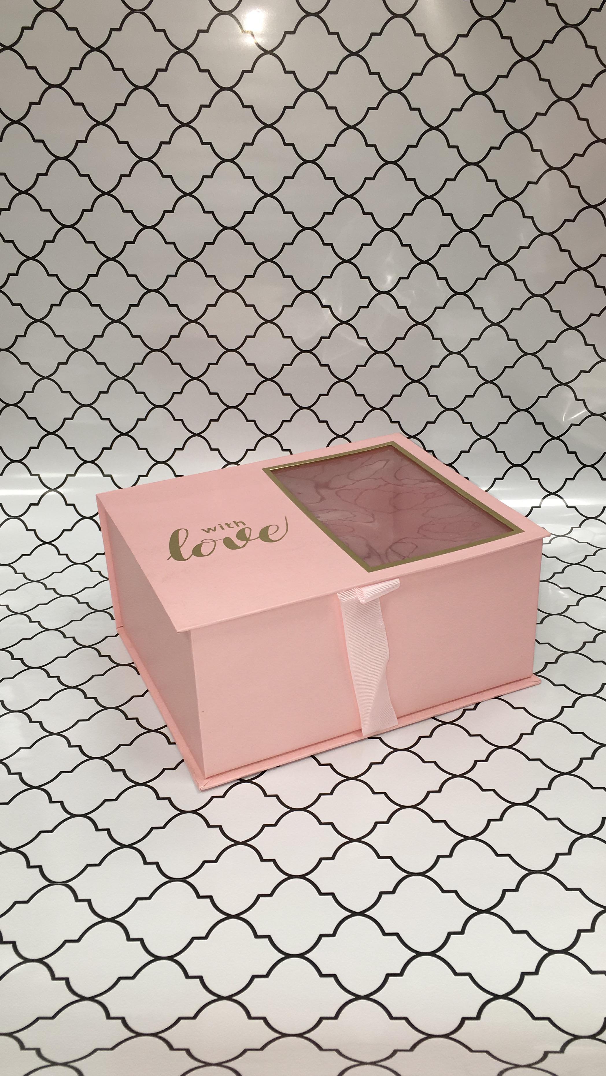 (990)Подарочная коробка